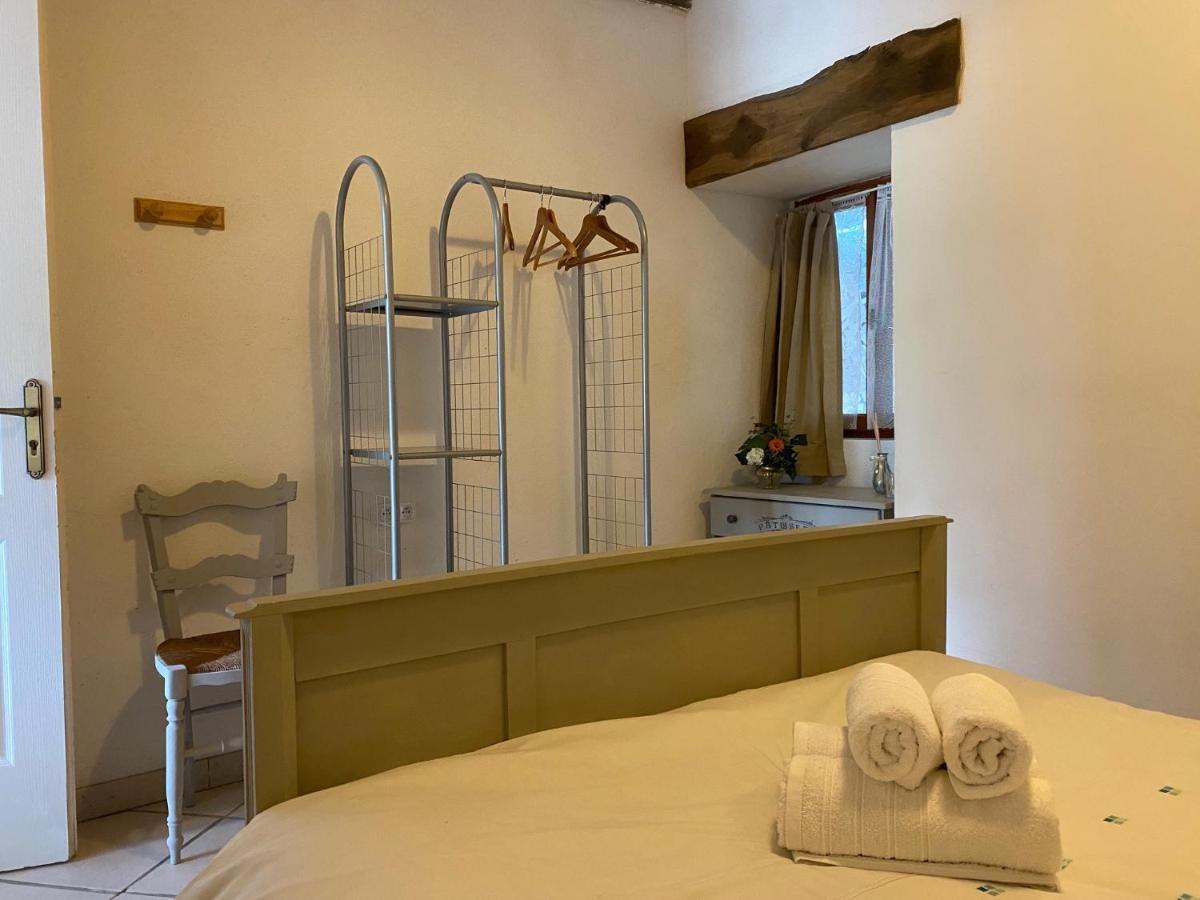 Fonclaire Holidays Mortemart Εξωτερικό φωτογραφία
