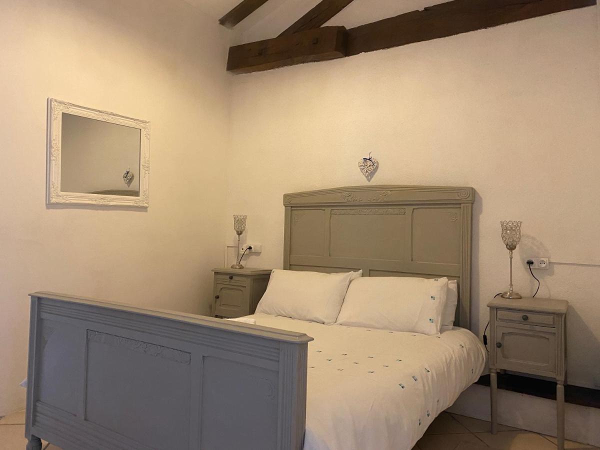 Fonclaire Holidays Mortemart Εξωτερικό φωτογραφία