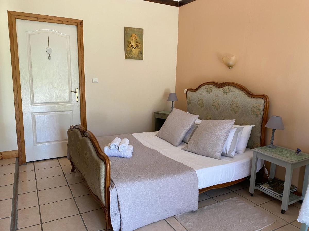 Fonclaire Holidays Mortemart Εξωτερικό φωτογραφία