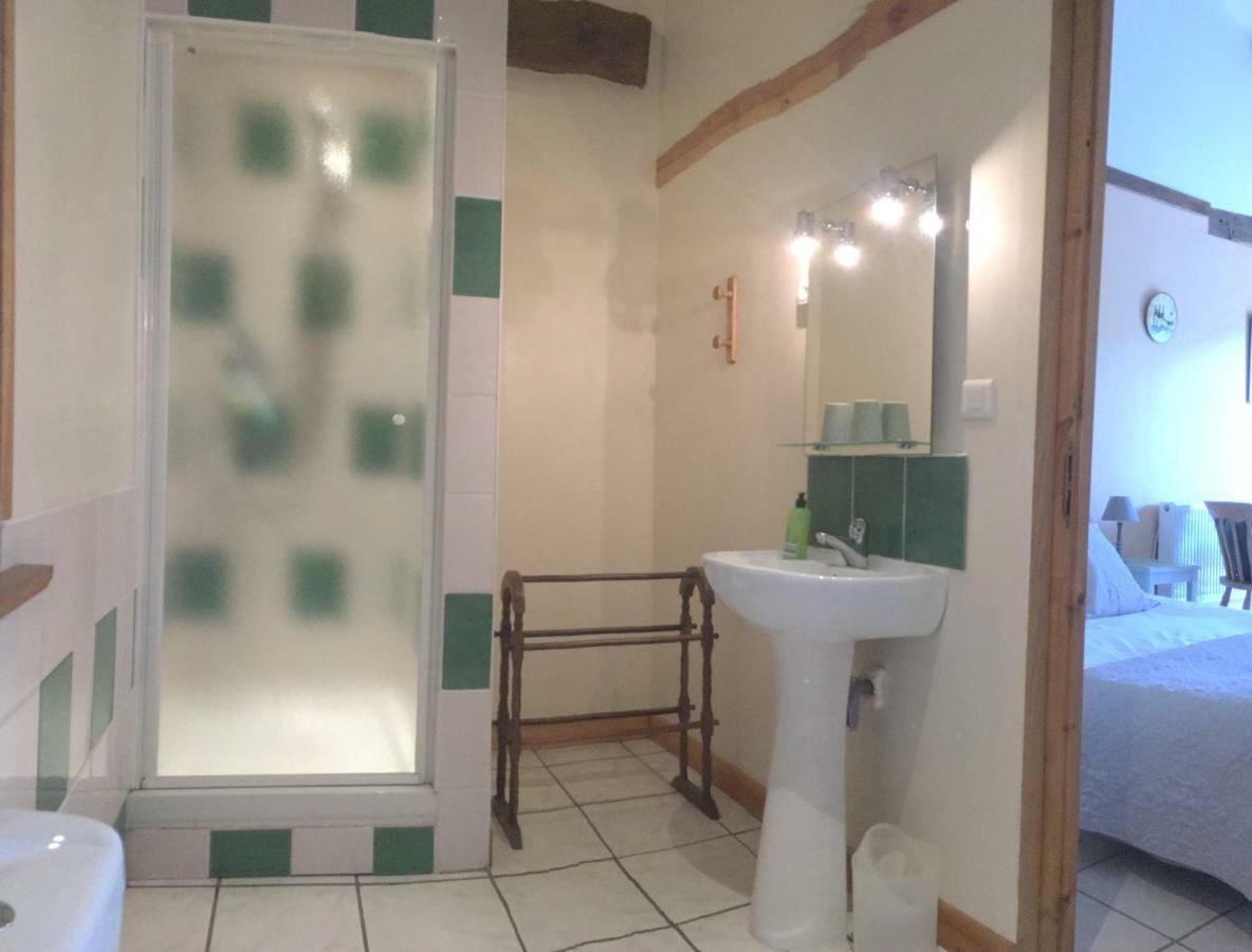 Fonclaire Holidays Mortemart Εξωτερικό φωτογραφία