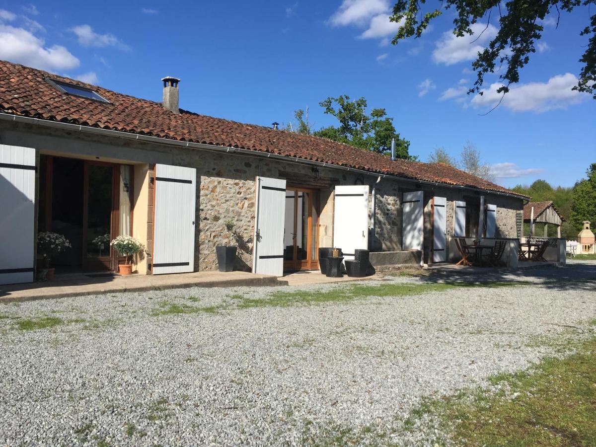 Fonclaire Holidays Mortemart Εξωτερικό φωτογραφία